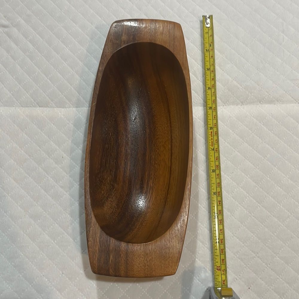 Monkey pod wood bowl